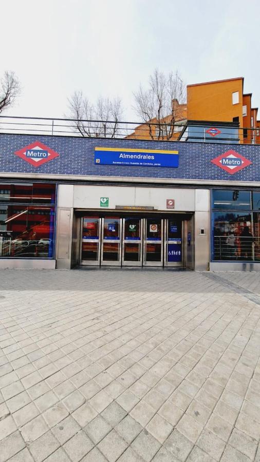 Almendrales Apartment Мадрид Екстериор снимка