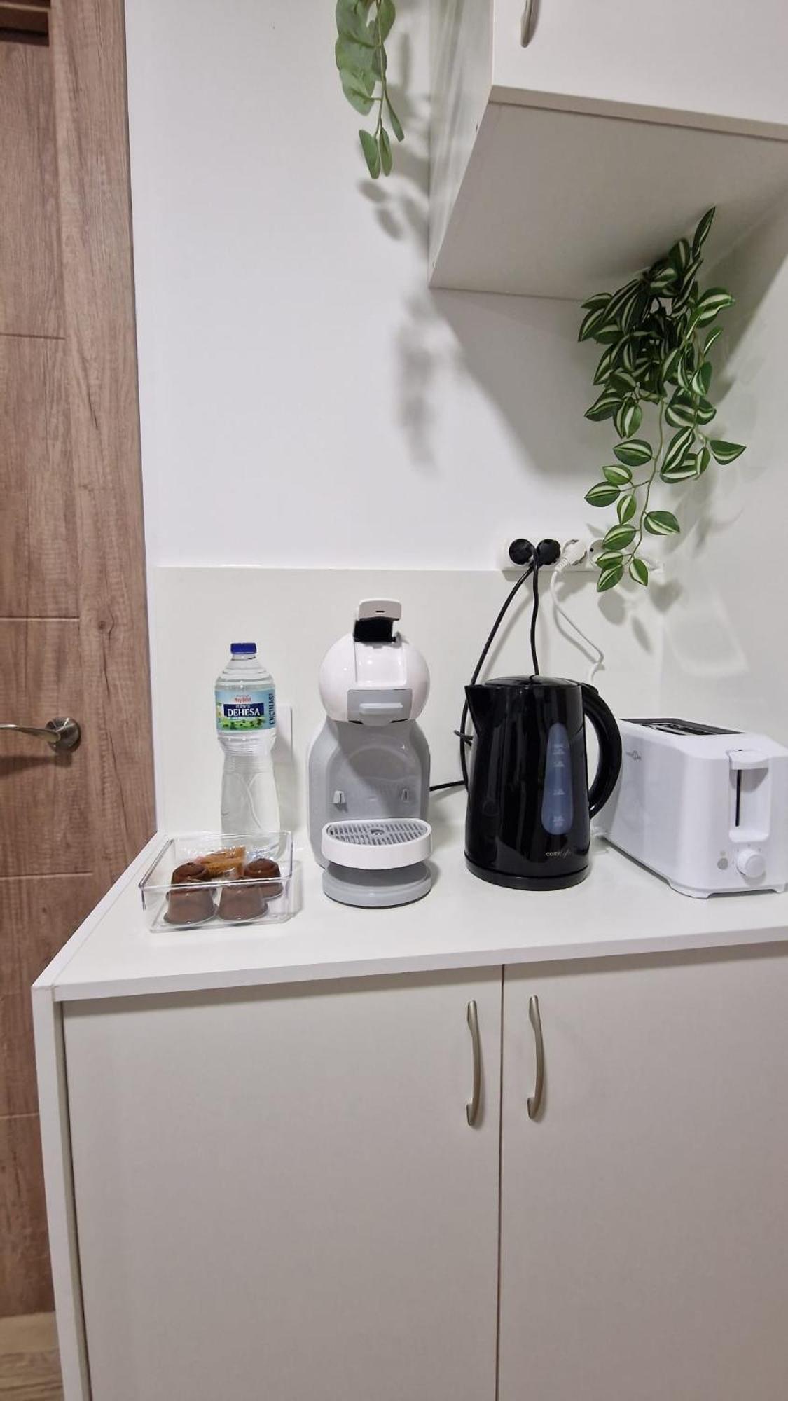 Almendrales Apartment Мадрид Екстериор снимка