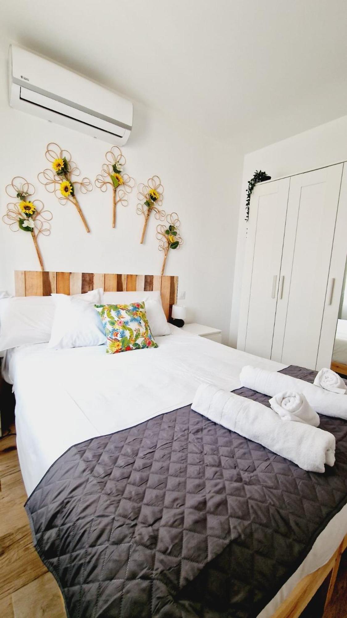Almendrales Apartment Мадрид Екстериор снимка