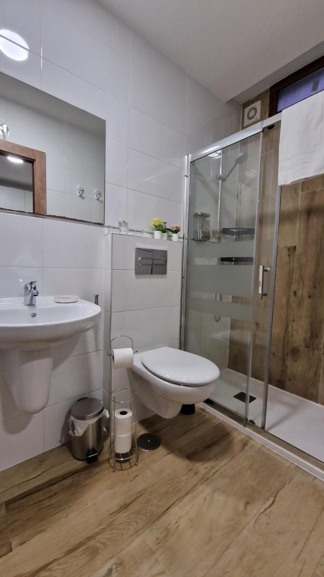 Almendrales Apartment Мадрид Екстериор снимка