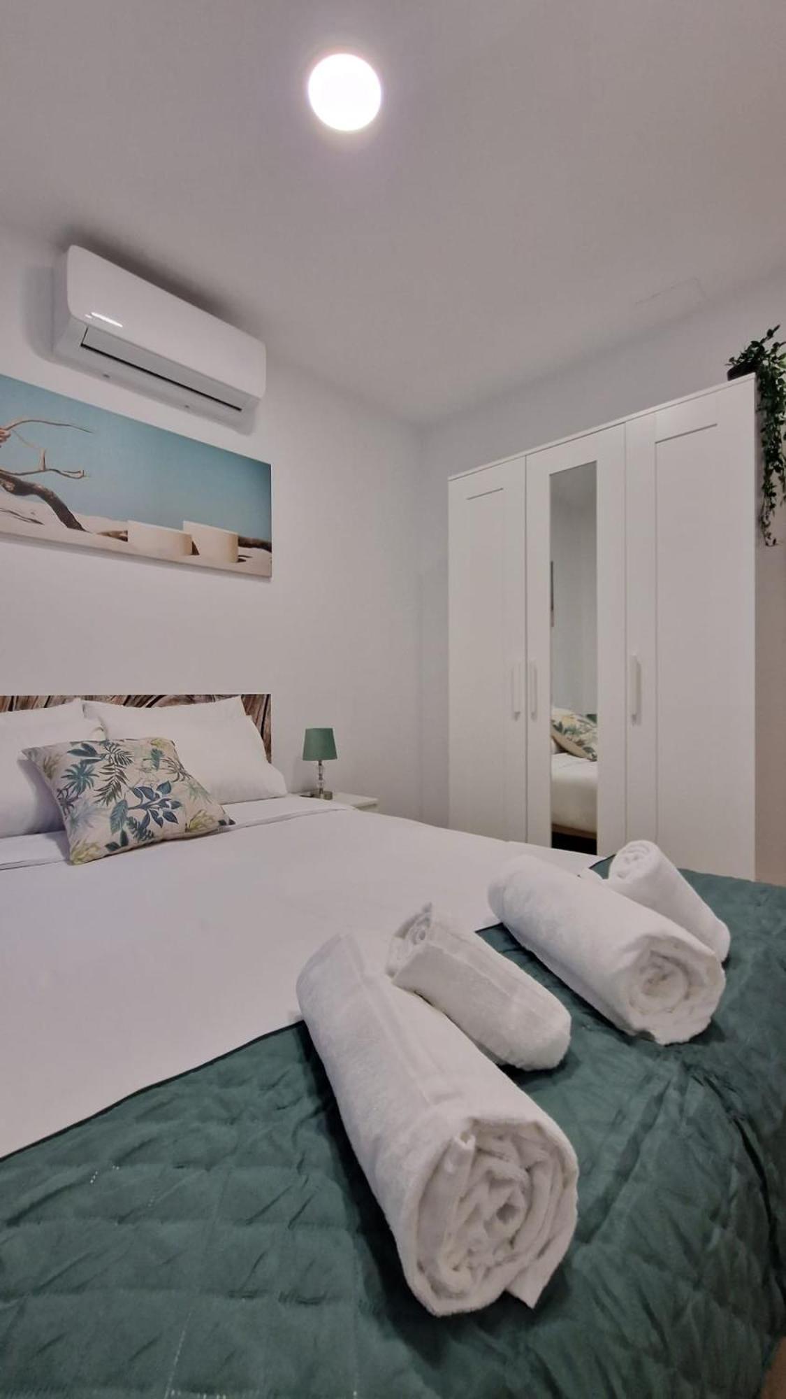 Almendrales Apartment Мадрид Екстериор снимка